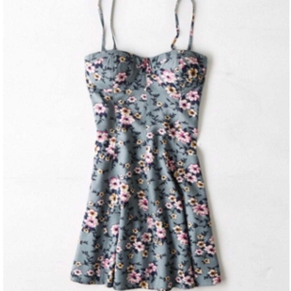 Blue Floral Strapless Sundress 🌸